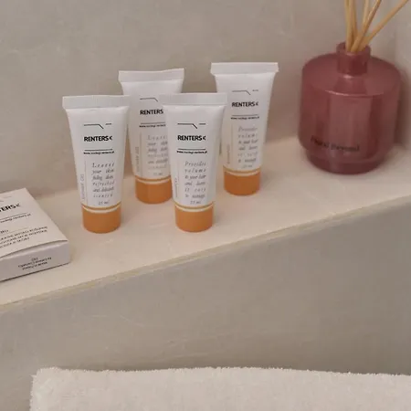 Elegant With Balcony Krakowska By Renters Prestige アパート ヴロツワフ