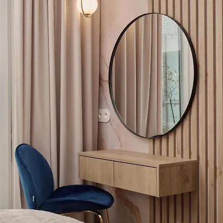 Apartment Elegant With Balcony Krakowska By Renters Prestige