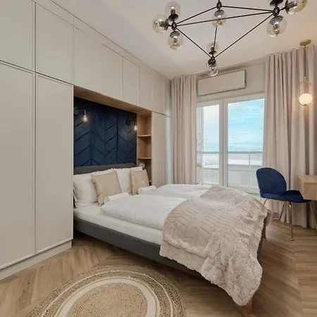 Apartment Elegant With Balcony Krakowska By Renters Prestige Wroclaw